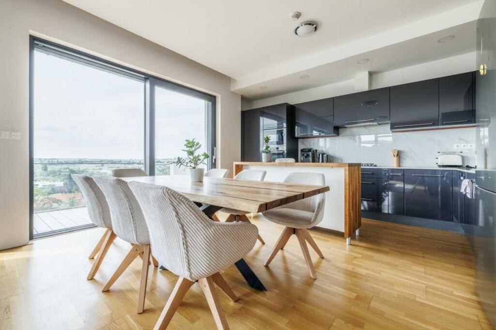 Apartmán Deluxe se 3 ložnicemi – 1. patro – foto 2